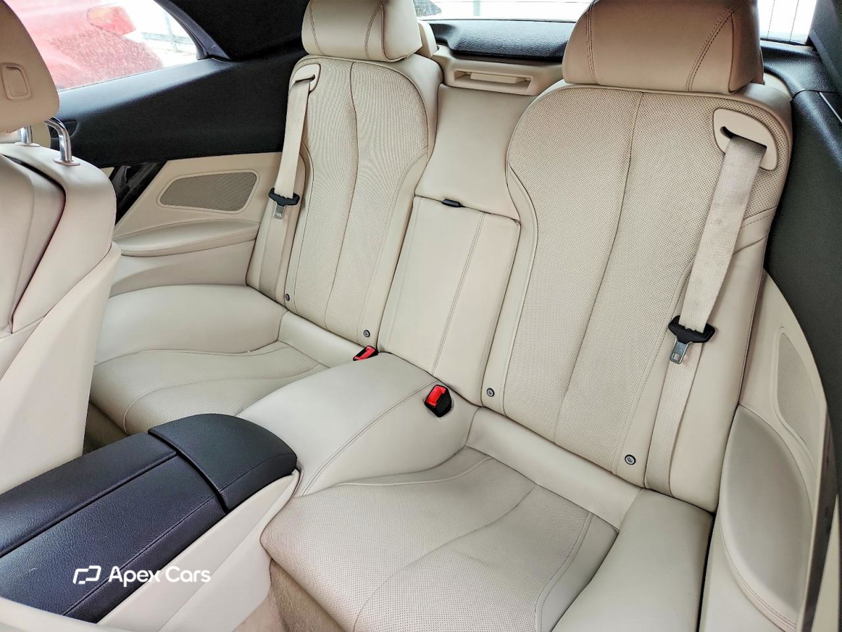 BMW Series 6 2012