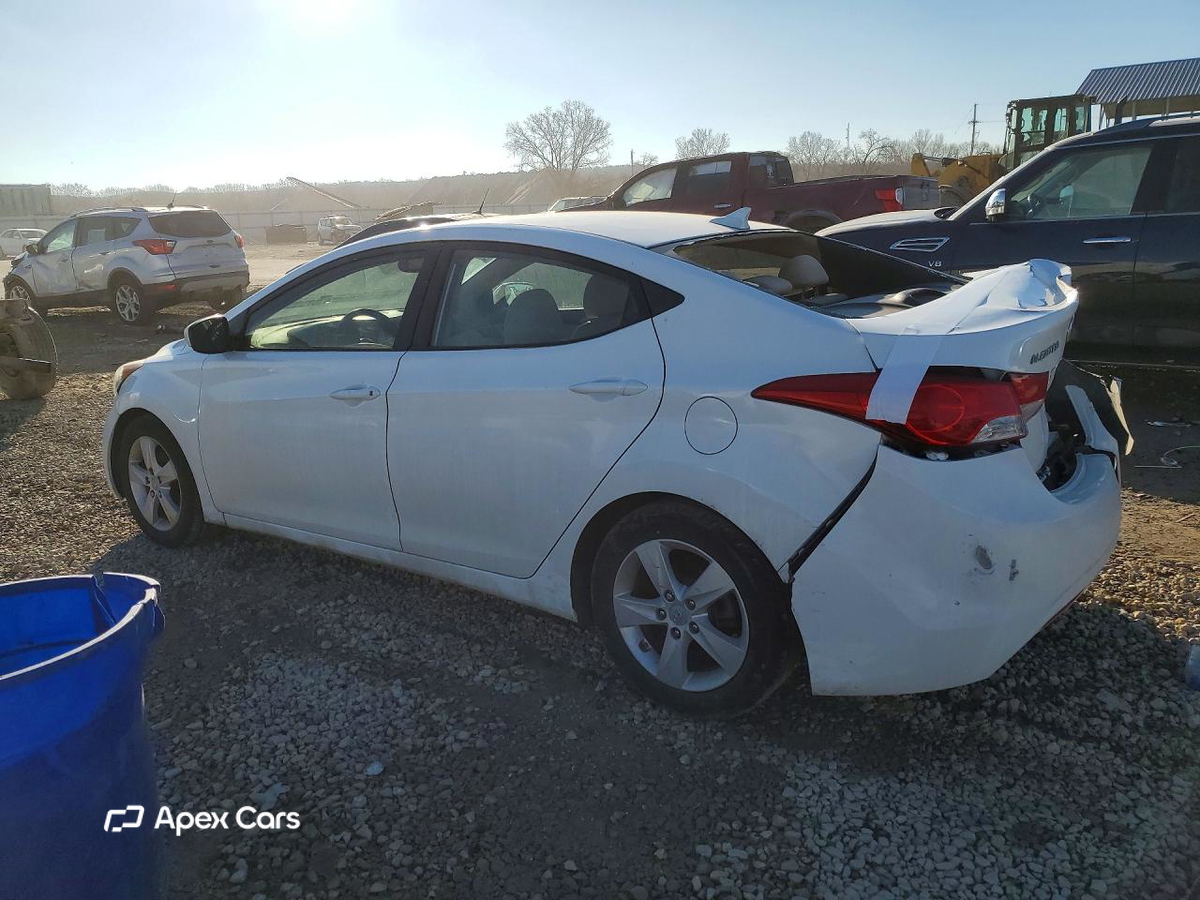 Hyundai Elantra 2013