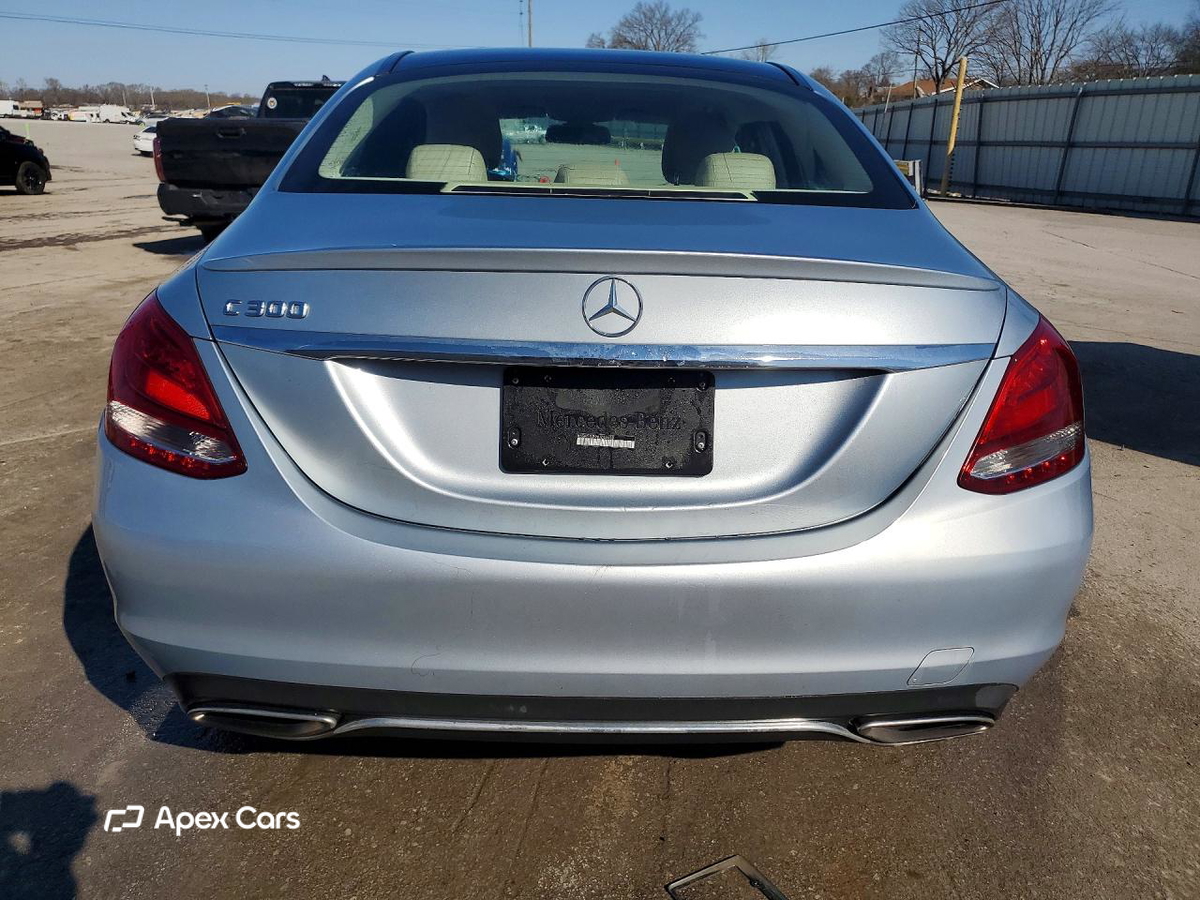 Mercedes-Benz  2018