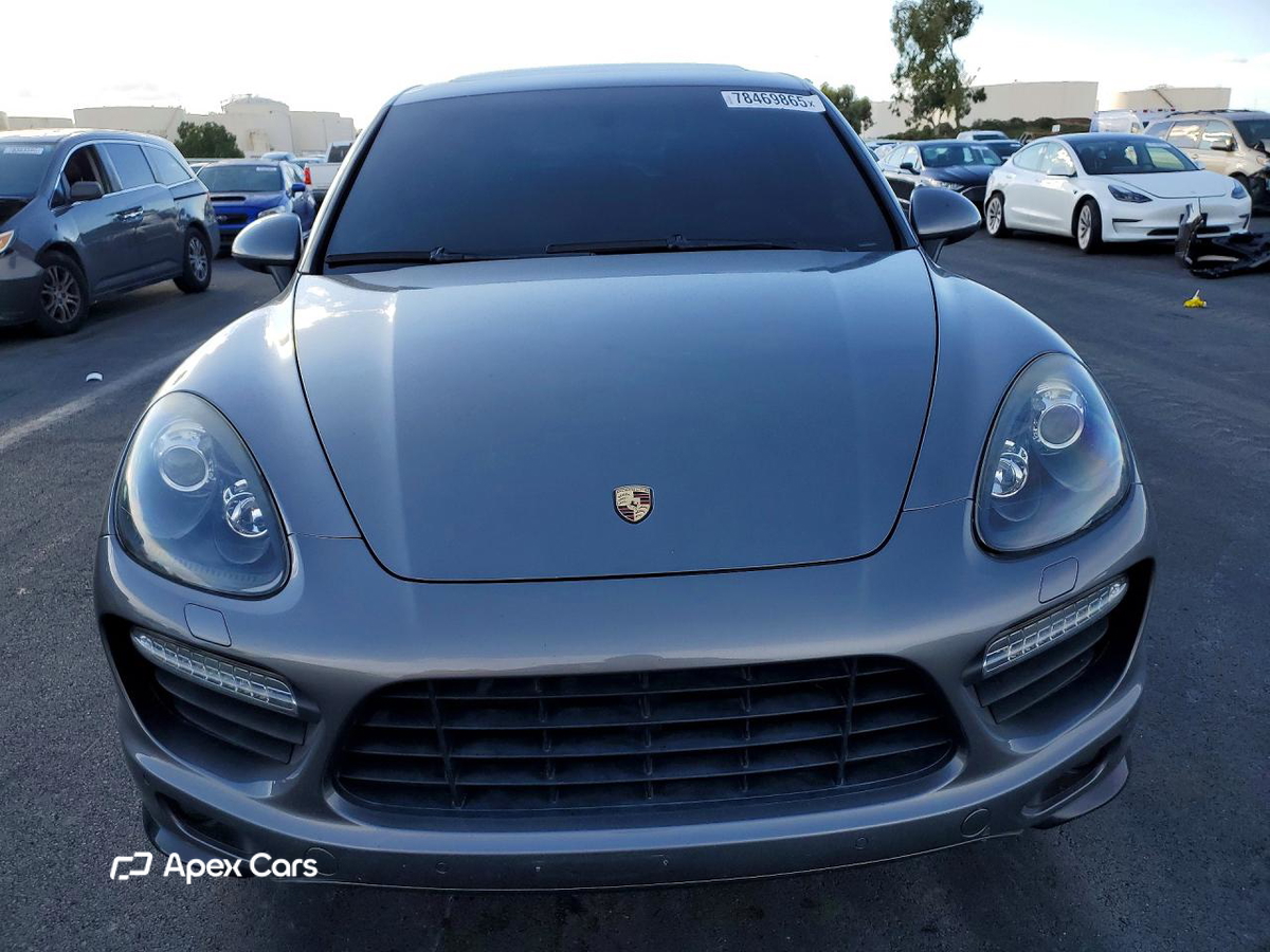 Porsche Cayenne 2013