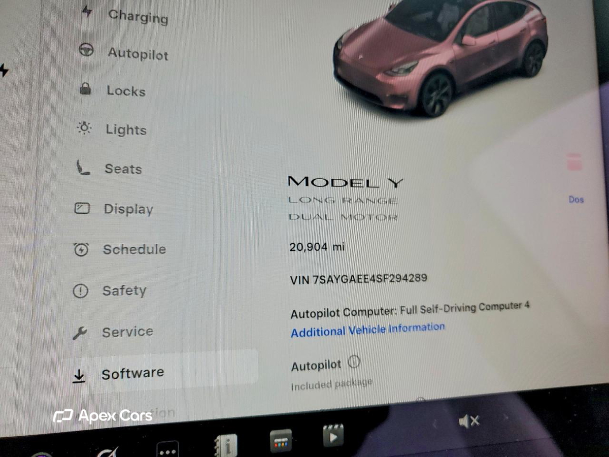 Tesla Model Y 2025