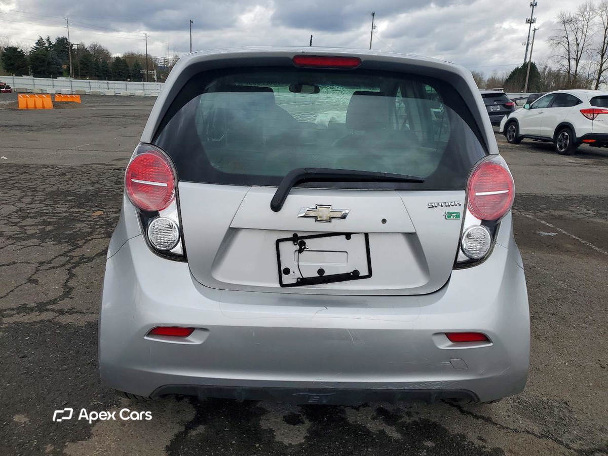 Chevrolet Spark 2015