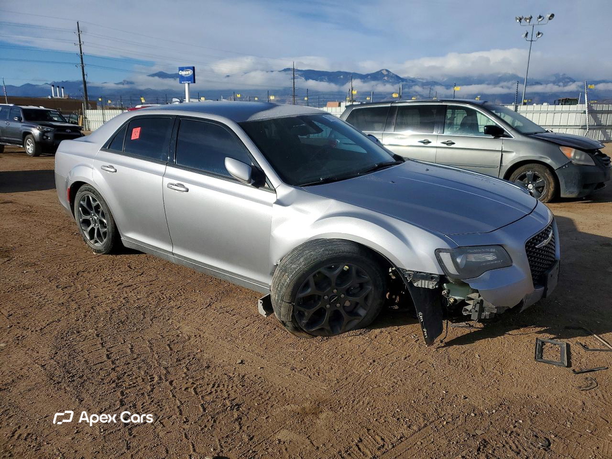 Chrysler 300 2018