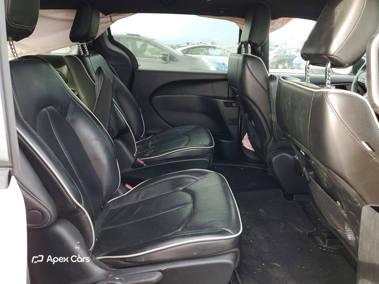 Chrysler Pacifica 2023