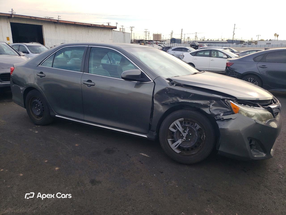 Toyota Camry 2012