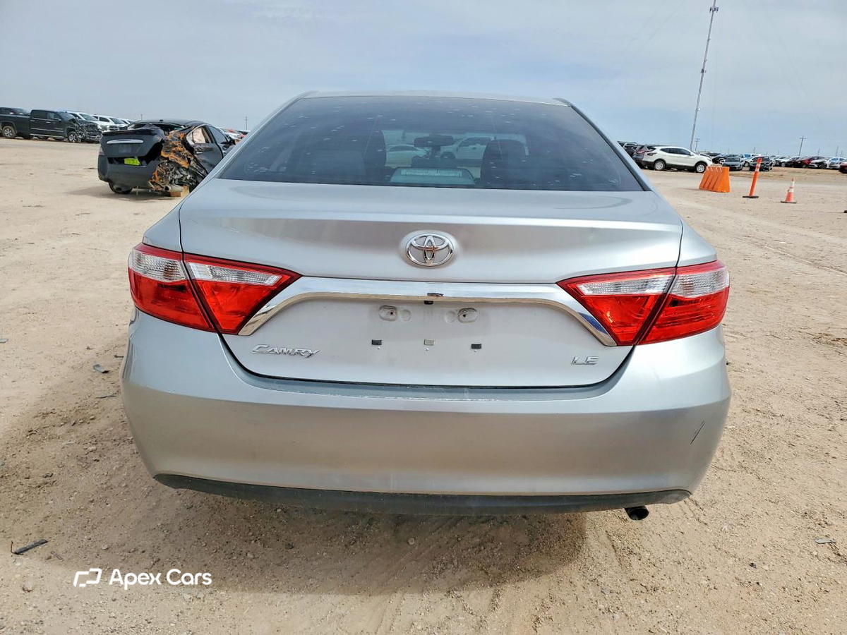 Toyota Camry 2016