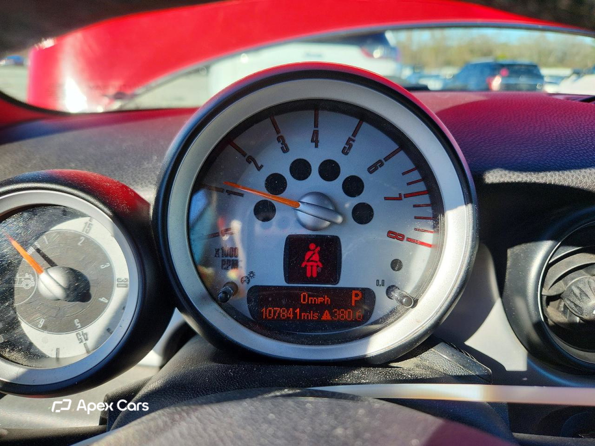MINI Cooper 2010
