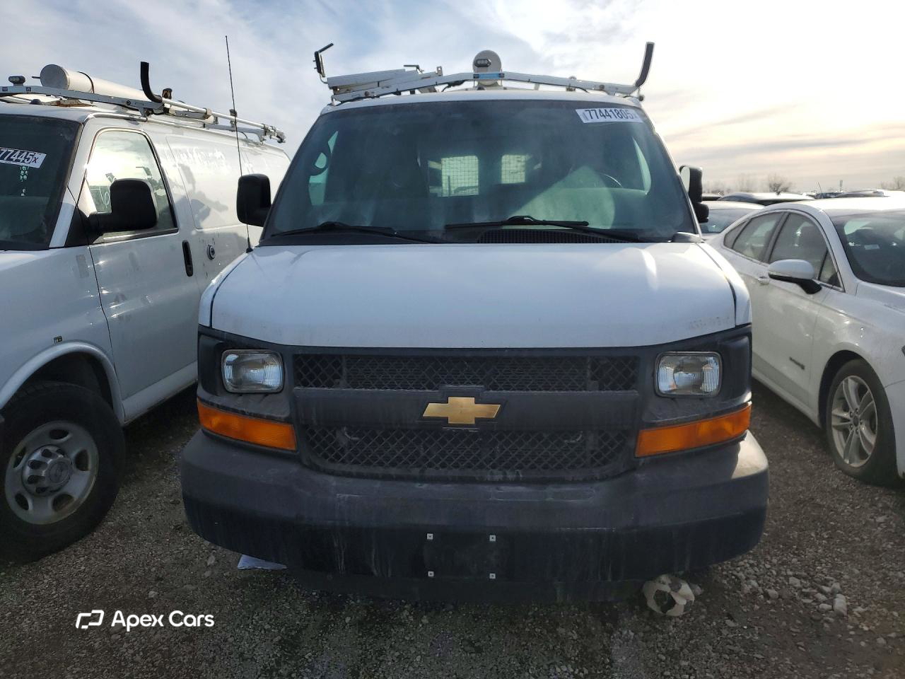 Chevrolet Express 2013