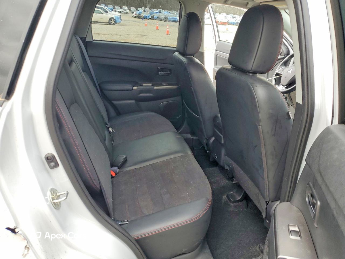 Mitsubishi Outlander 2022
