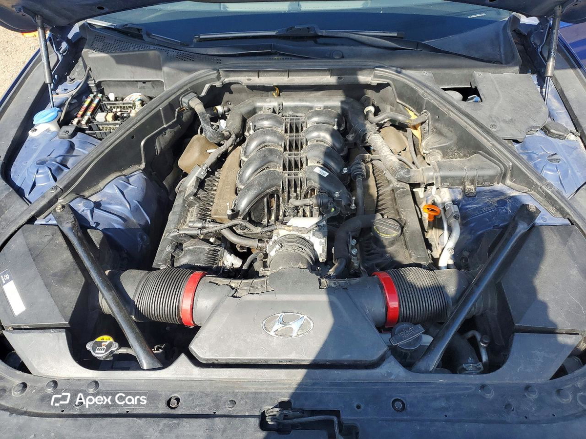 Hyundai Genesis 2015