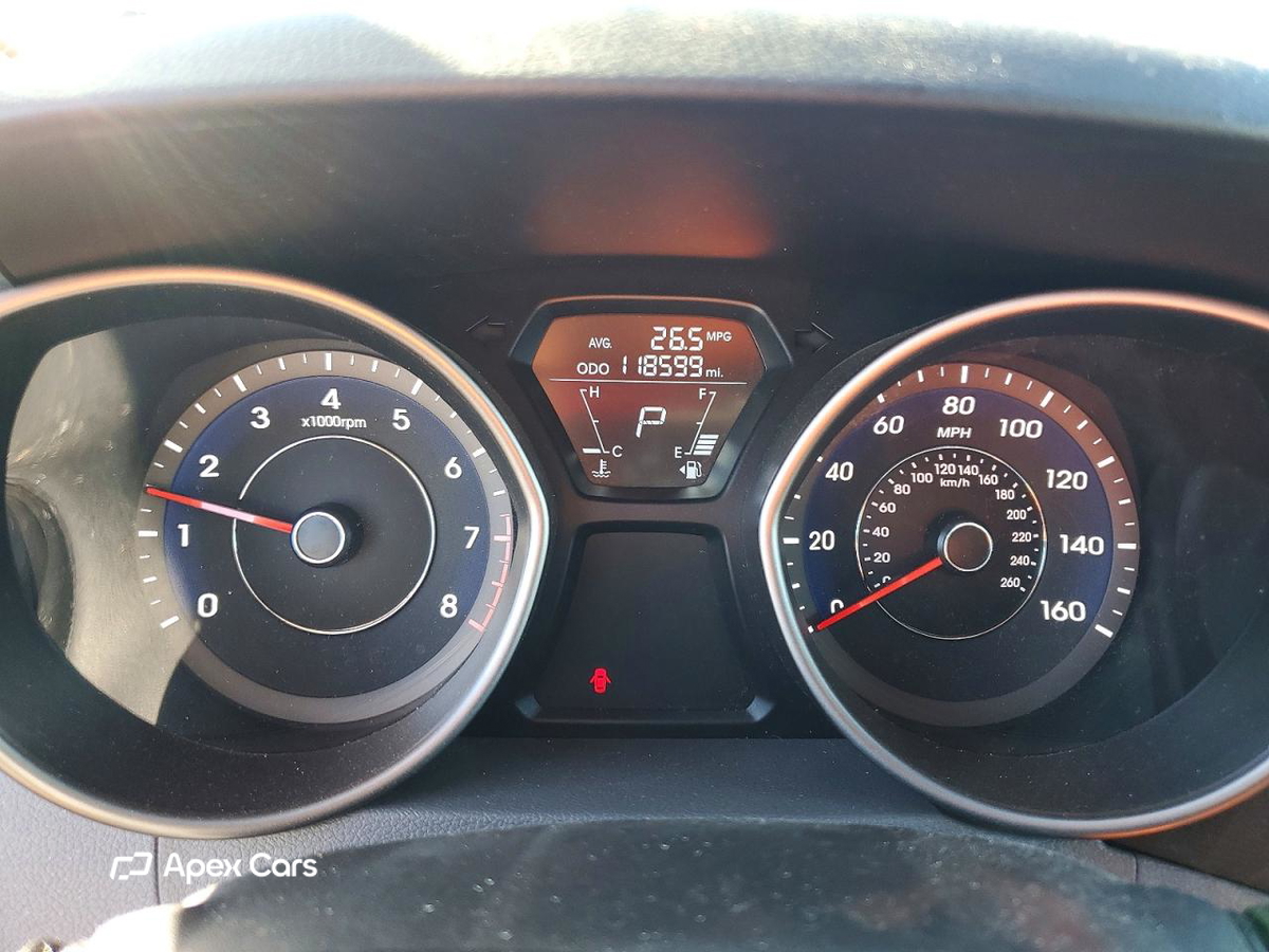 Hyundai Elantra 2011