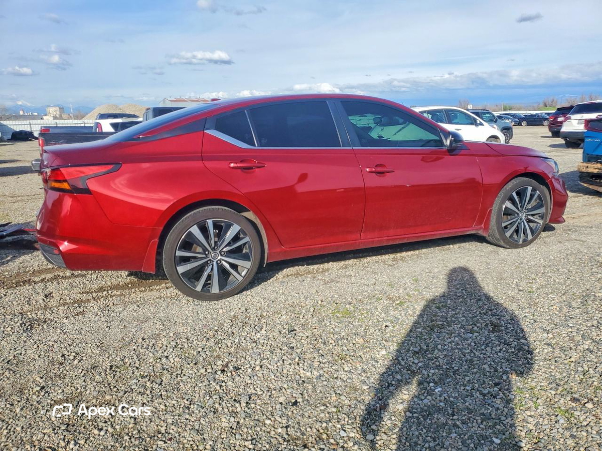 Altima 2021