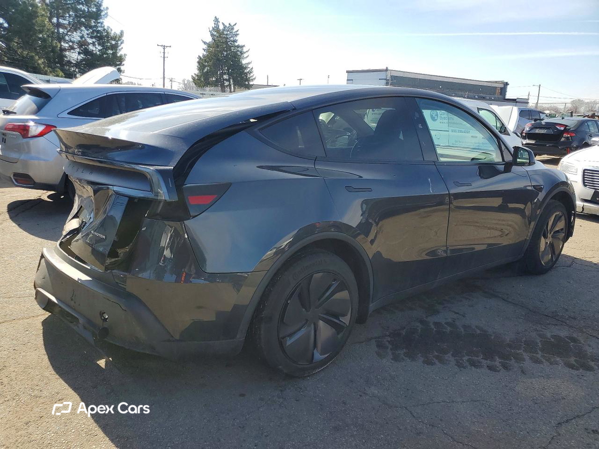 Tesla Model Y 2026
