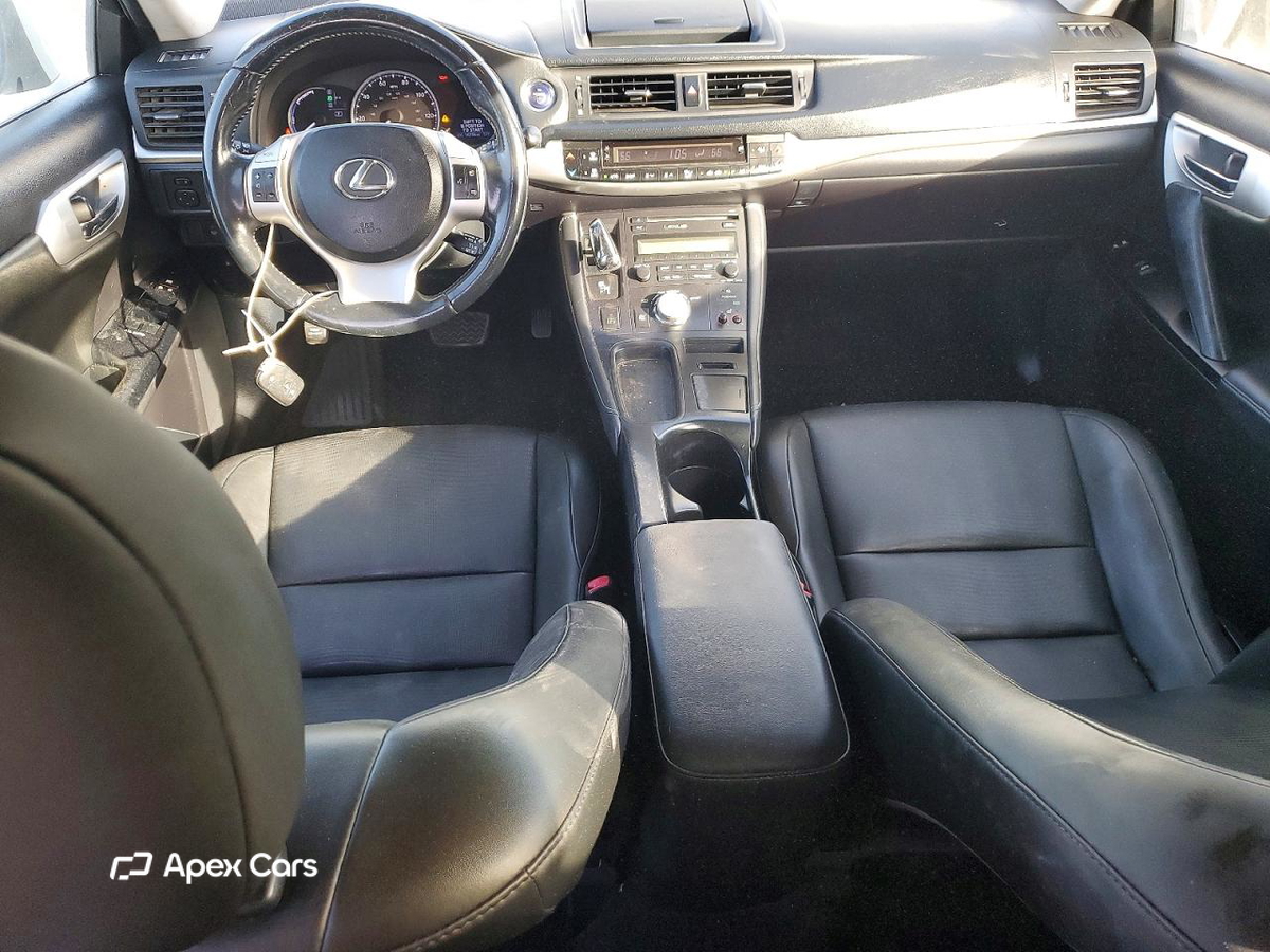 Lexus CT 2012