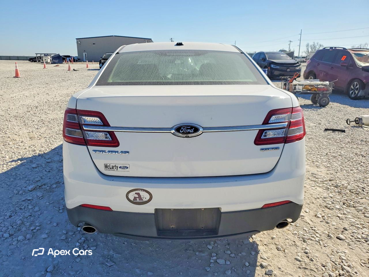 Ford Taurus 2017