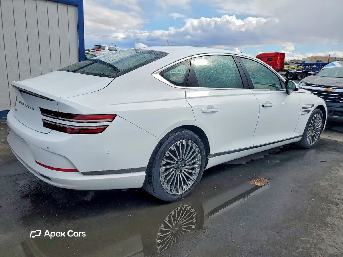 Genesis G80 2023