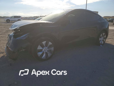 Tesla Model Y 2023 - Image 1 of 14
