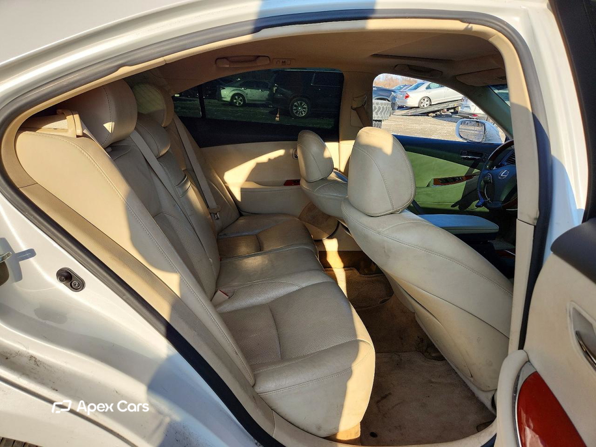 Lexus ES 2012