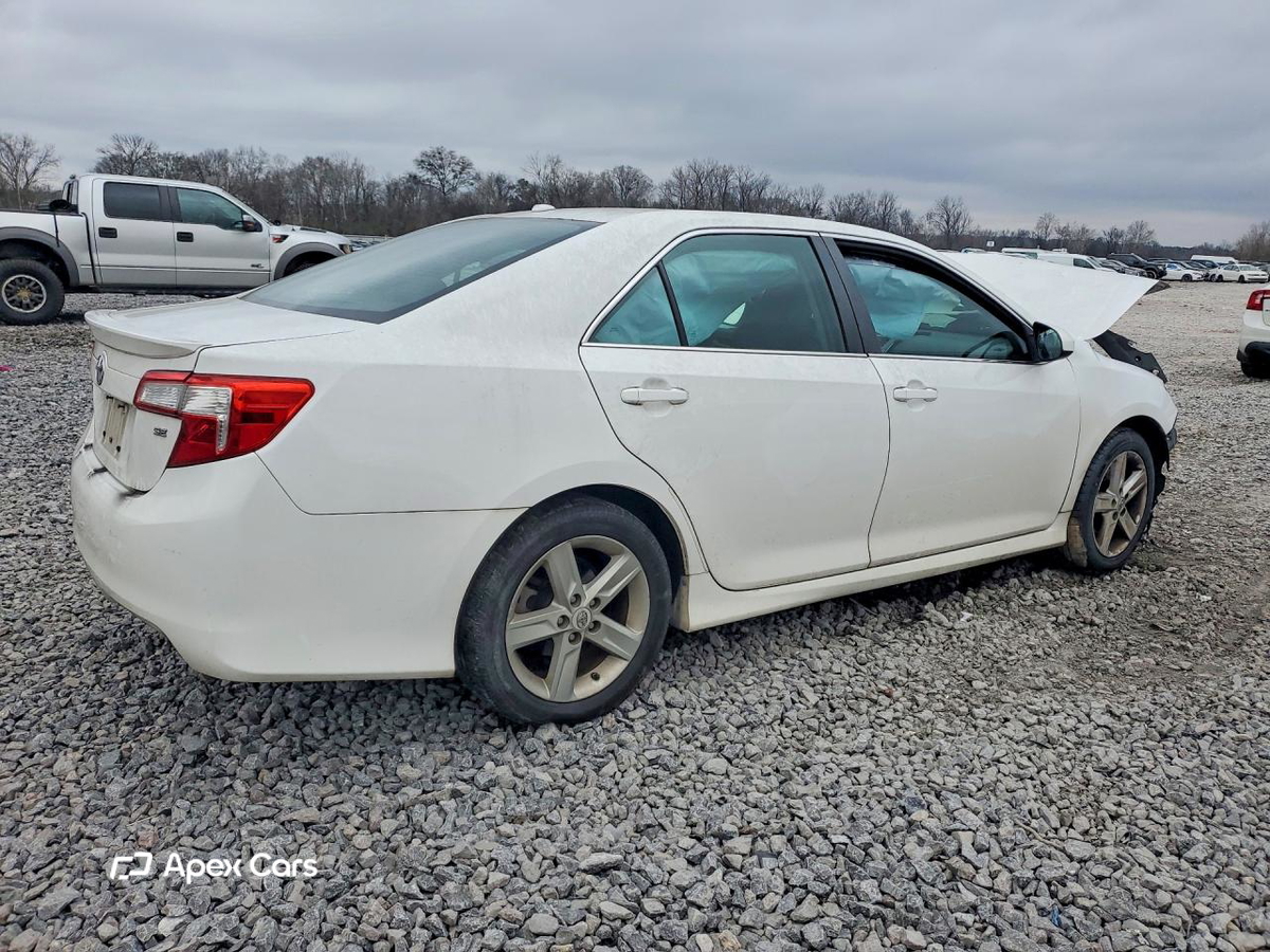 Toyota Camry 2012