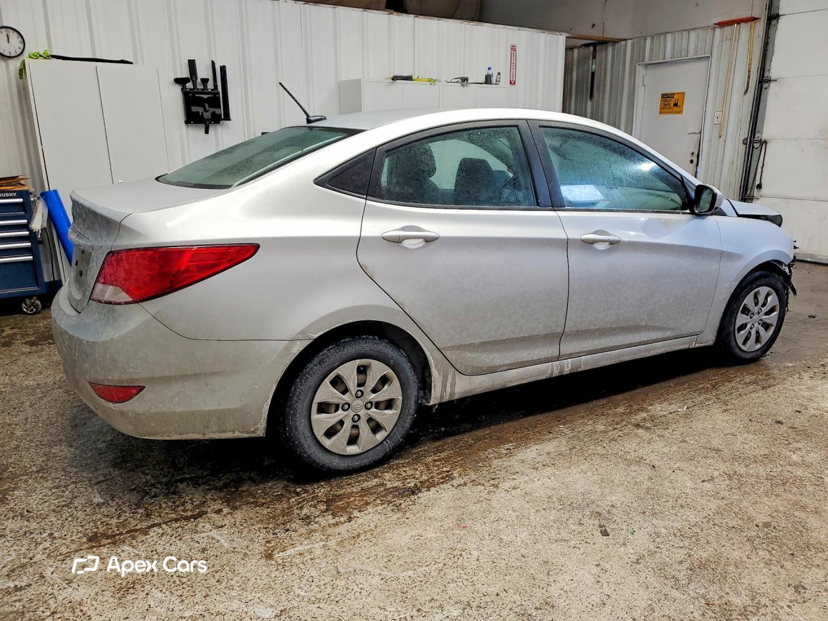 Hyundai Accent 2015