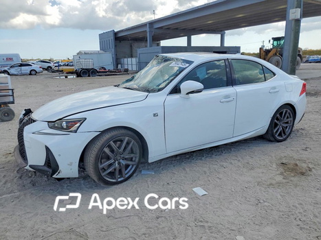 Lexus IS 2019 - Image 1 of 14