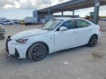 Lexus IS 2019