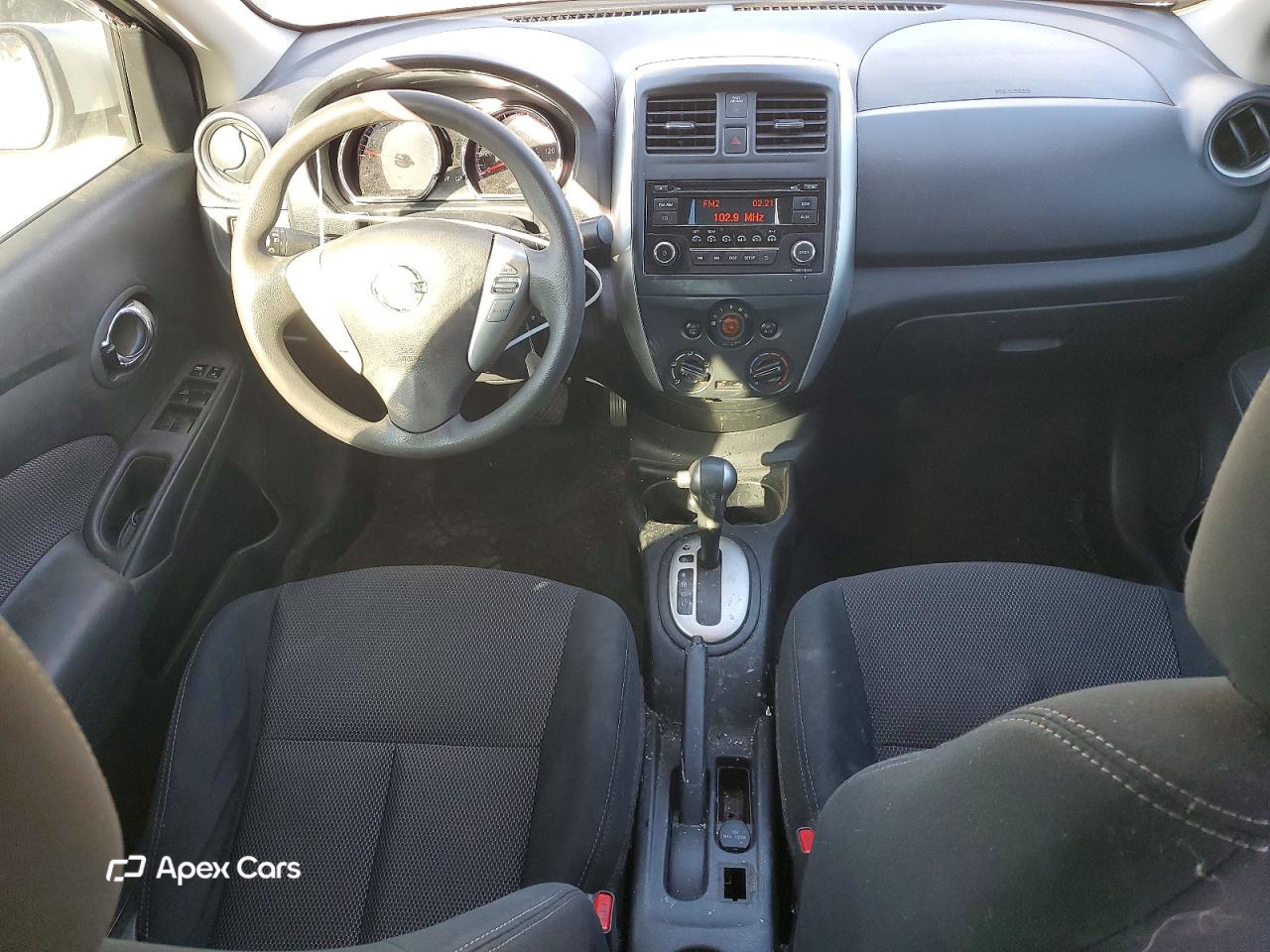 Nissan Versa 2016