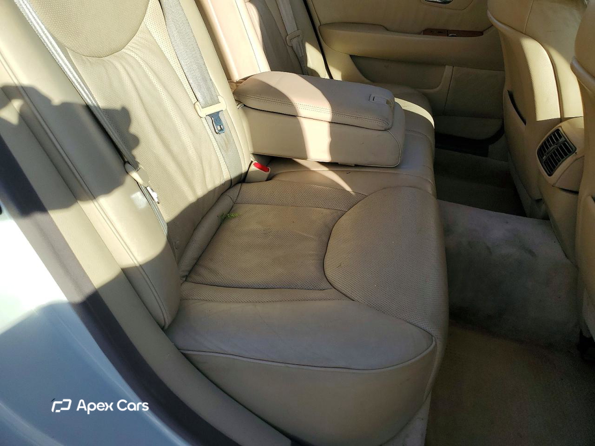 Lexus LS 2005