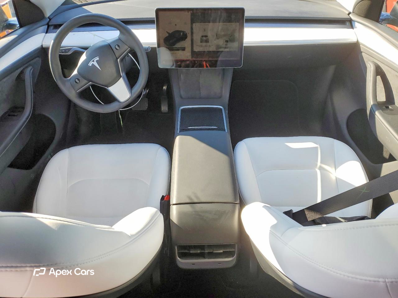 Tesla Model Y 2024