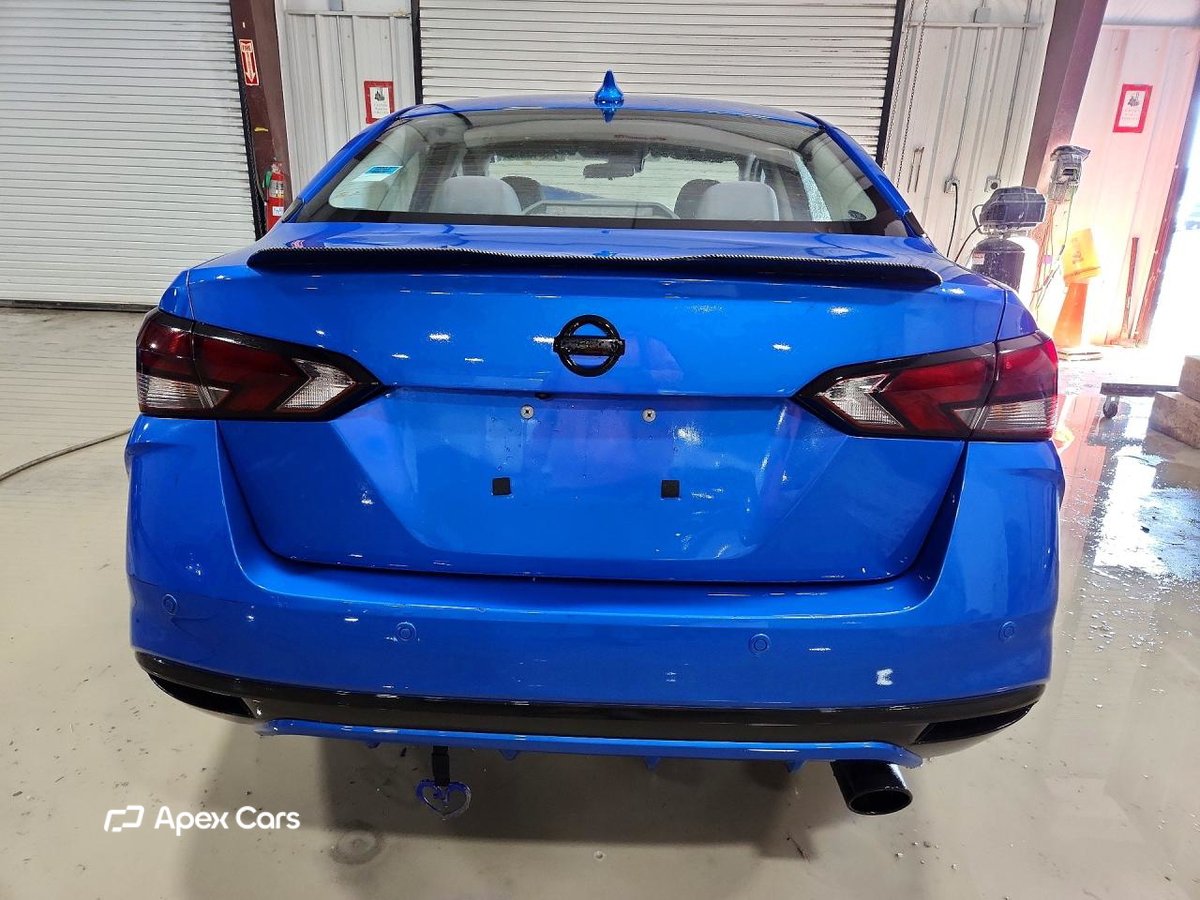 Nissan Versa 2021