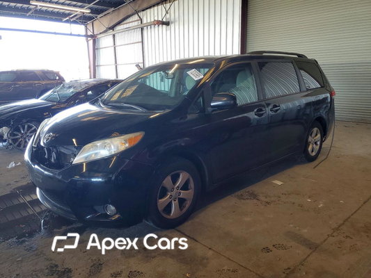 Toyota Sienna 2011 - Image 1 of 13