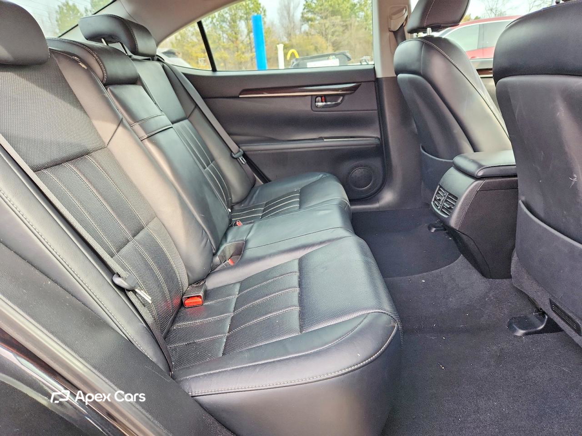Lexus ES 2018