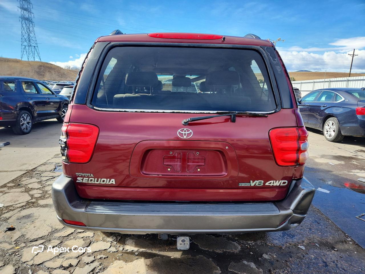 Toyota Sequoia 2004