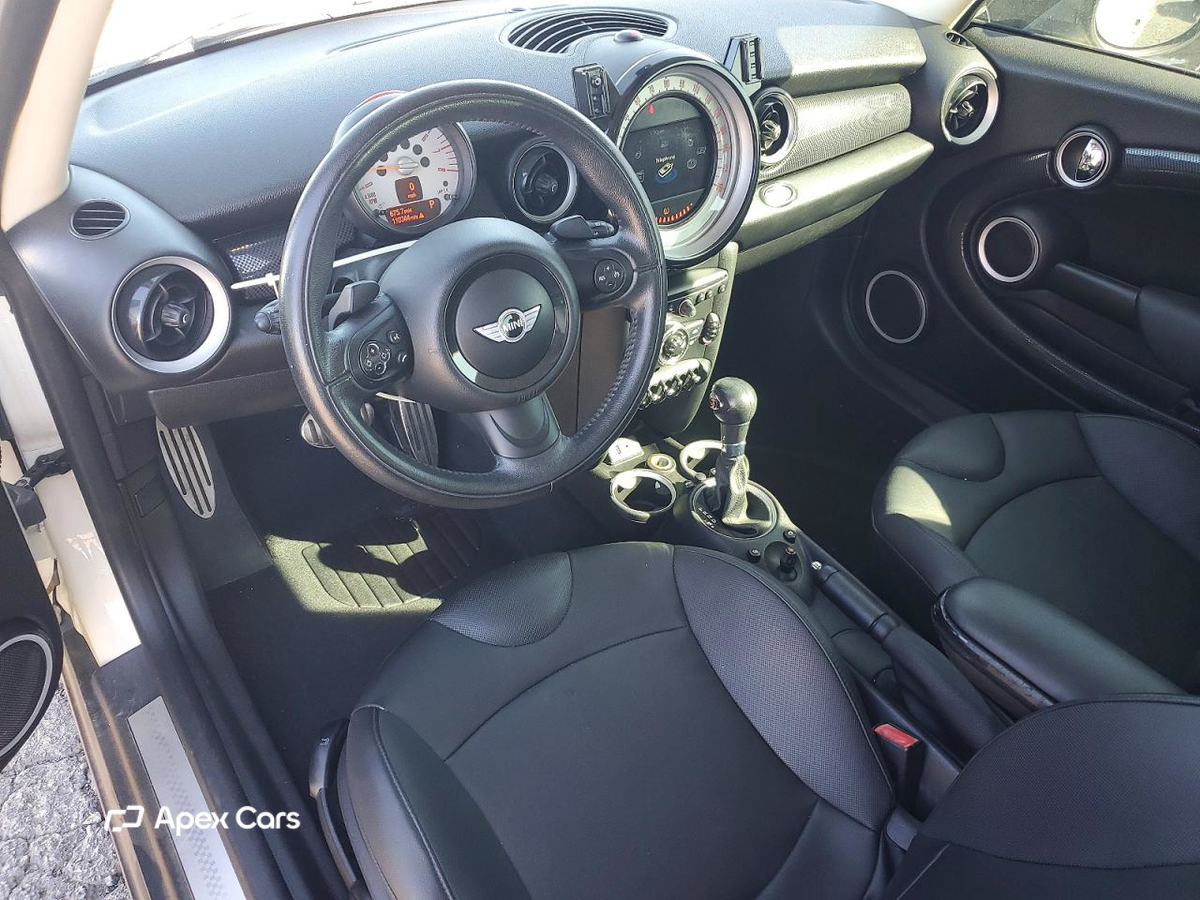 MINI Cooper 2013