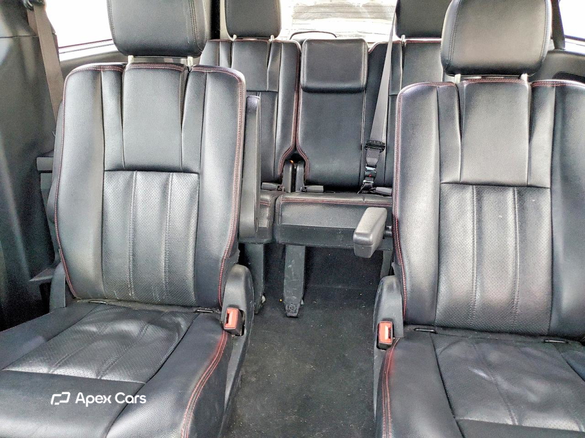 Dodge Caravan 2015
