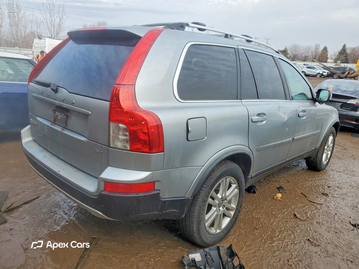 Volvo XC90 2011