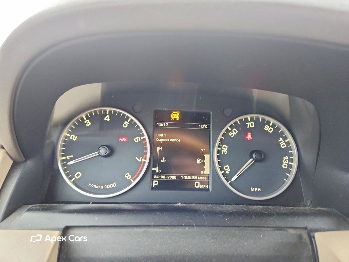 Land Rover LR4 2015