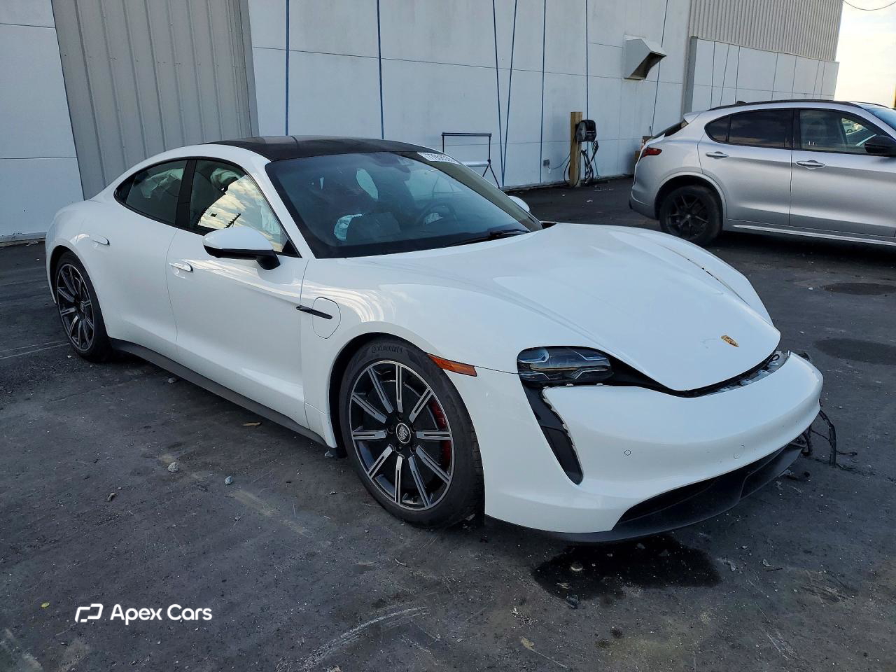 Porsche Taycan 2021