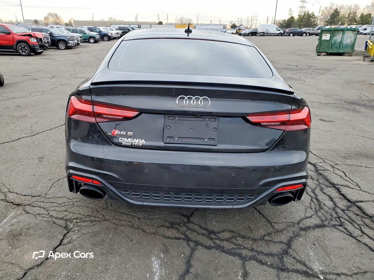 Audi RS5 2021