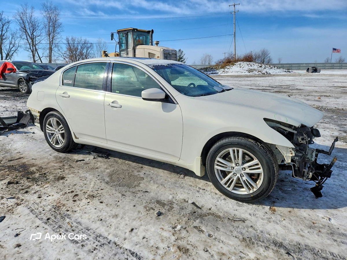 Infiniti 2013