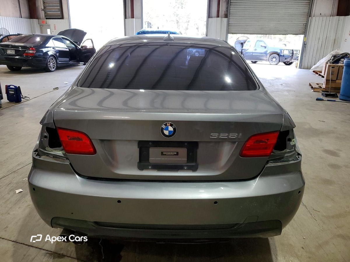 BMW Series 3 2012