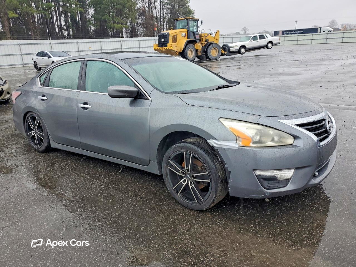Nissan Altima 2014