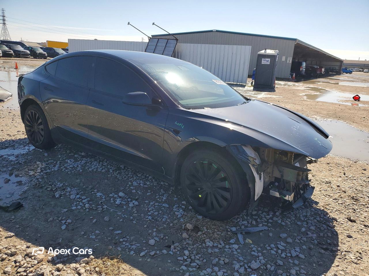 Tesla Model 3 2025