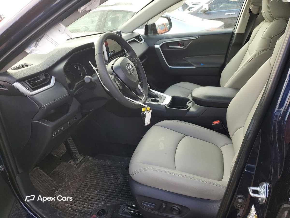 Toyota RAV 4 2025