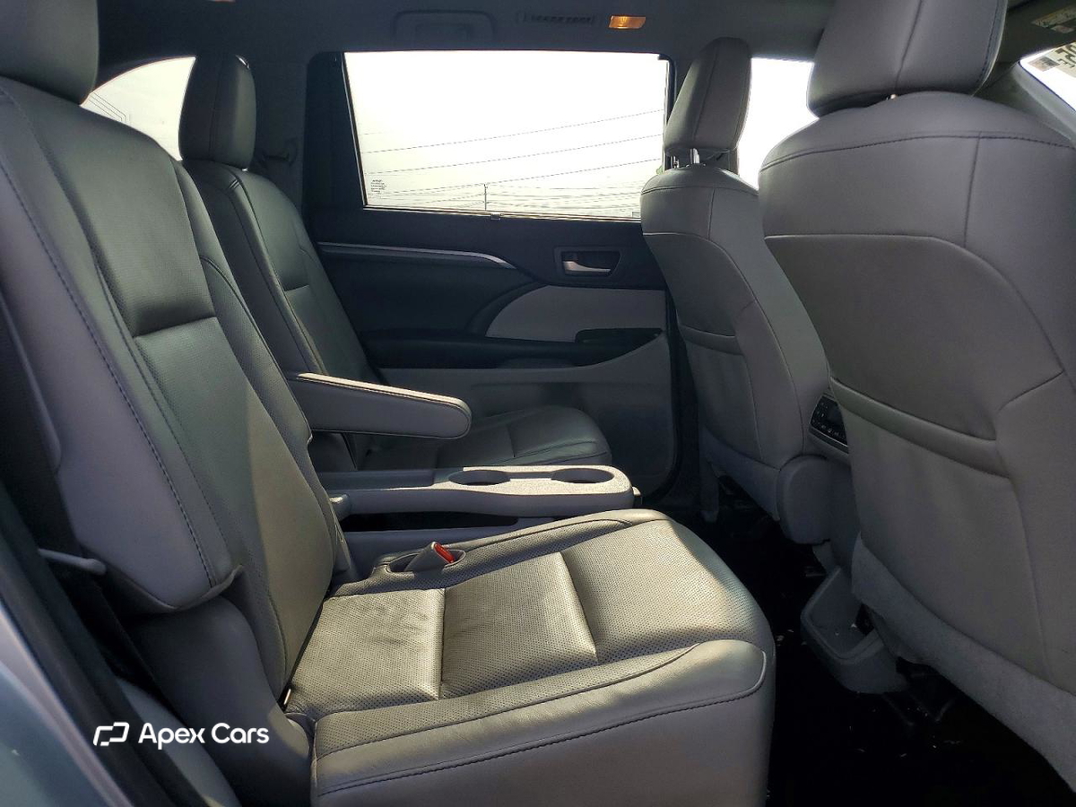 Toyota Highlander 2018