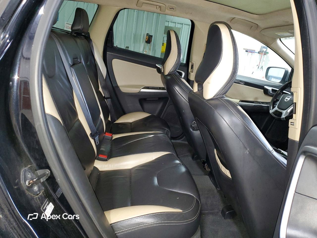Volvo XC60 2011