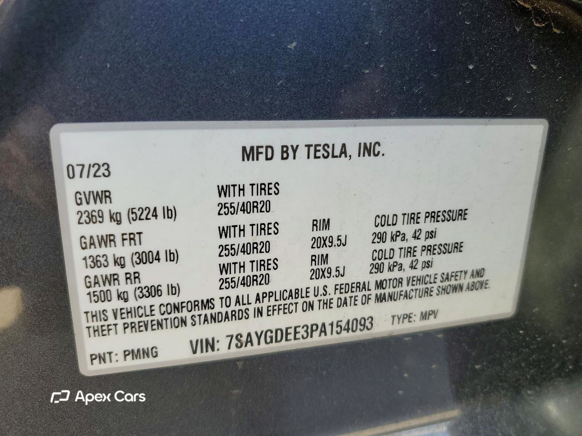 Tesla Model Y 2023