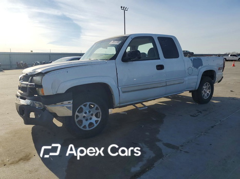 Chevrolet Silverado 2004 - Image 1 of 14