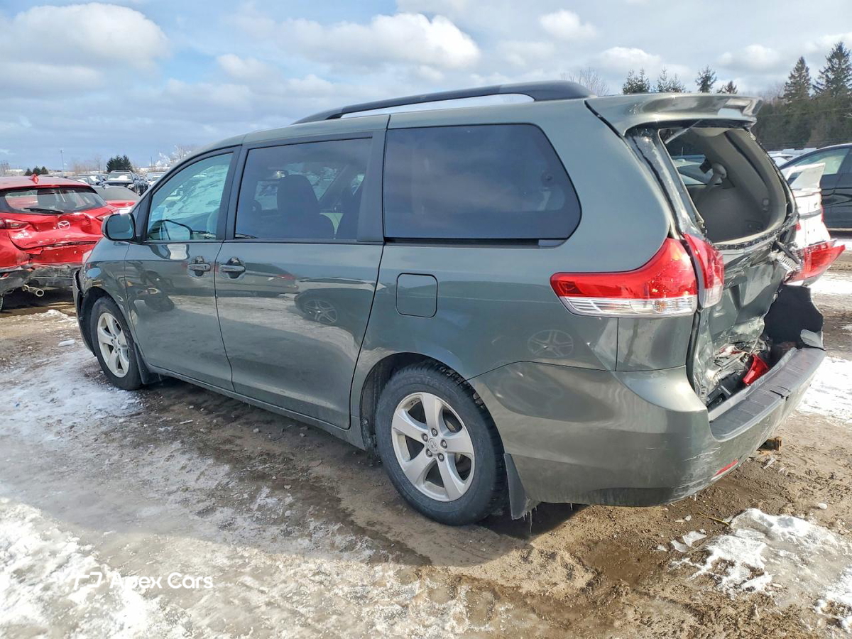 Toyota Sienna 2014