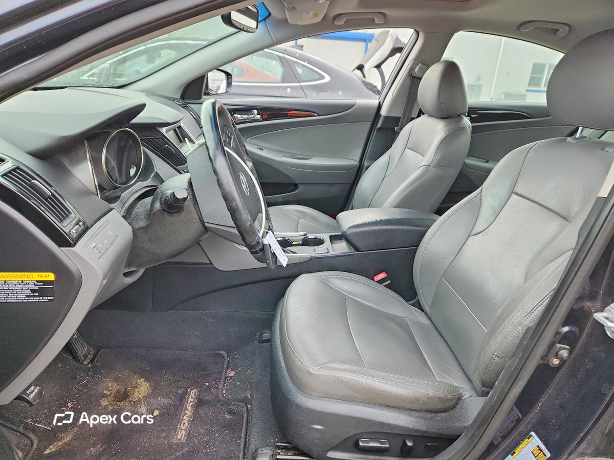 Hyundai Sonata 2011